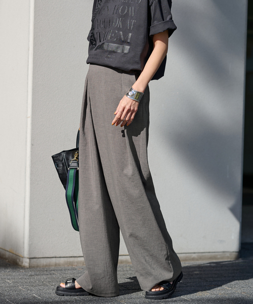 FRAMeWORK(フレームワーク)の「《追加》撥水強撚ポリエステルラップワイドパンツ(その他パンツ・レディース・チャコールグレー/ベージュ/スミクロ・34/36/38/40)」の11枚目の写真