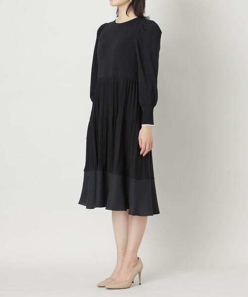 TO BE CHIC(トゥー ビー シック)の「レーヨンナイロンコンビ ニットワンピース(ワンピース・レディース・ブラック/ベージュ・40/42)」の7枚目の写真