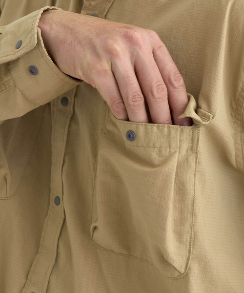 NANGA(ナンガ)の「HINOC RIPSTOP CAMP SHIRT/ヒノック リップストップ キャンプシャツ(シャツ/ブラウス・メンズ・ブラック/ブラウン/アーミー/ベージュ・M/L/XL/S/XXL)」の10枚目の写真