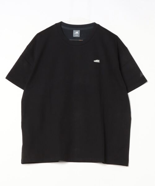 NEW BALANCE(ニューバランス)の「【別注】ニューバランス New Balance THE CITY シューパッチリラックスTシャツ 限定コラボ(Tシャツ/カットソー・レディース・スモークピンク/ブラック/ホワイト・S/M/L/XL)」の1枚目の写真