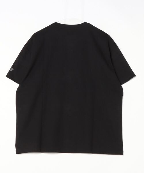 NEW BALANCE(ニューバランス)の「【別注】ニューバランス New Balance THE CITY シューパッチリラックスTシャツ 限定コラボ(Tシャツ/カットソー・レディース・スモークピンク/ブラック/ホワイト・S/M/L/XL)」の4枚目の写真