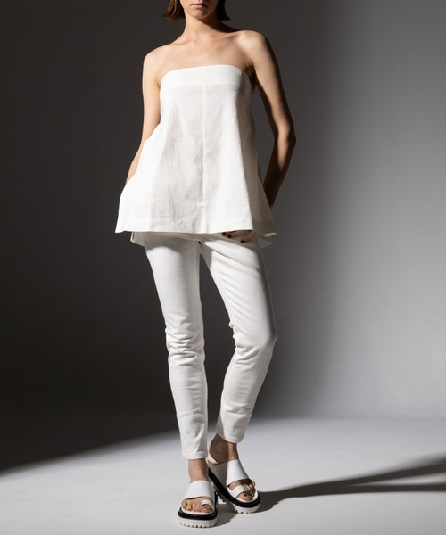 ROBES&CONFECTIONS（ローブスコンフェクションズ）の「Robes & Confections/ローブス&コンフェクションズ/KAIHARA Super Stretch Denim Extra Slim Pants KRC-P04-002（デニムパンツ・レディース・ブラック/ネイビー/ホワイト・3/2/1）」の4枚目の写真