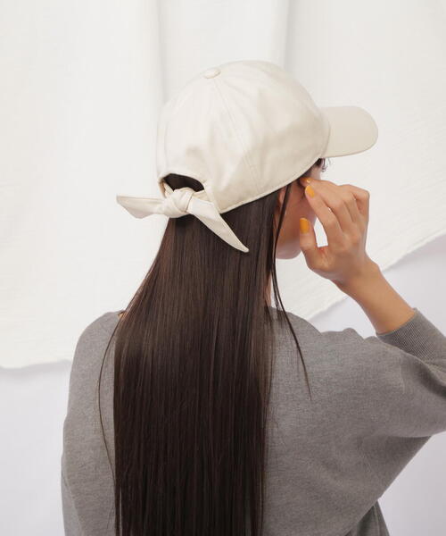 JILL by JILL STUART(ジルバイジルスチュアート)の「リボンキャップ(ハット・レディース・ホワイト/ブラック・FREE)」の11枚目の写真