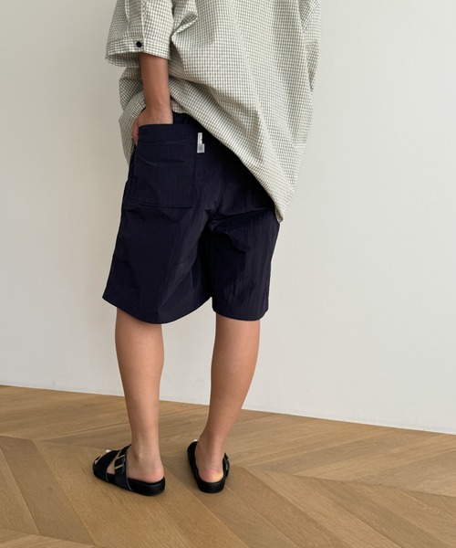 CANAL JEAN（キャナルジーン）の「SUPERTHANKS　ネオショートスラックス（スラックス・レディース・ブラック/ネイビー・SMALL）」の5枚目の写真