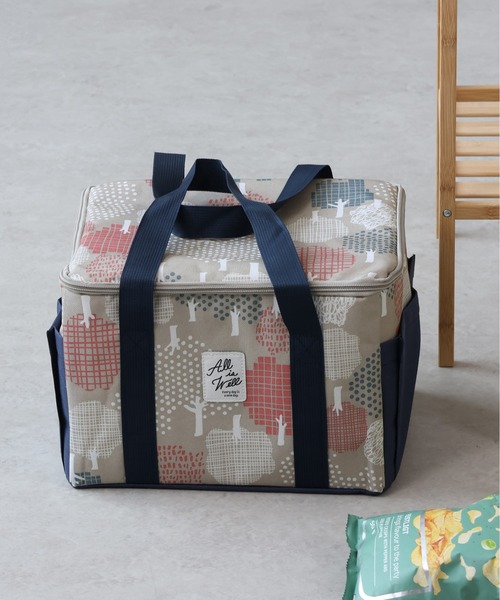 emesuelee(エメスーリー)の「保冷保温スクエアBAG(エコバッグ/サブバッグ・レディース・グリーン系1/ブルー/チャコールグレー/ベージュ系1/アイボリー/ライトベージュ/ピンク/ネイビー/イエロー/ブラック/グリーン/ベージュ・フリー)」の6枚目の写真