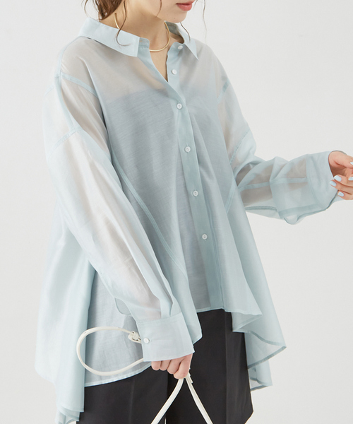 Rouge vif Anna（ルージュヴィフアンナ）の「シアーバックシャンフレアシャツ（シャツ/ブラウス・レディース・ブラック/サックスブルー/オフホワイト・フリー）」の3枚目の写真