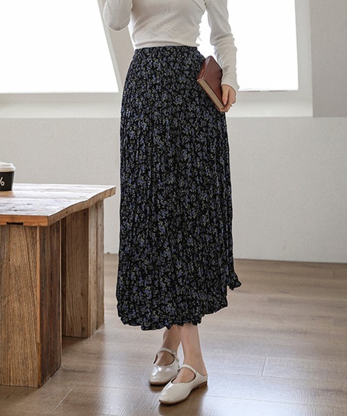 aimoha（アイモハ）の「【Aimoha】花柄スカート（スカート・レディース・チョコ/ブルー・SMALL/MEDIUM）」の5枚目の写真