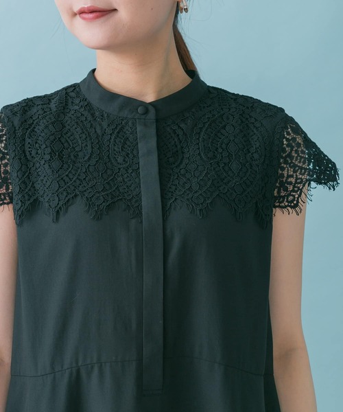 URBAN RESEARCH ROSSO WOMEN（アーバンリサーチ　ロッソ）の「ウォッシャブルヨークレースワンピース（ワンピース・レディース・ブラック/ブルー/モカ・FREE）」の22枚目の写真