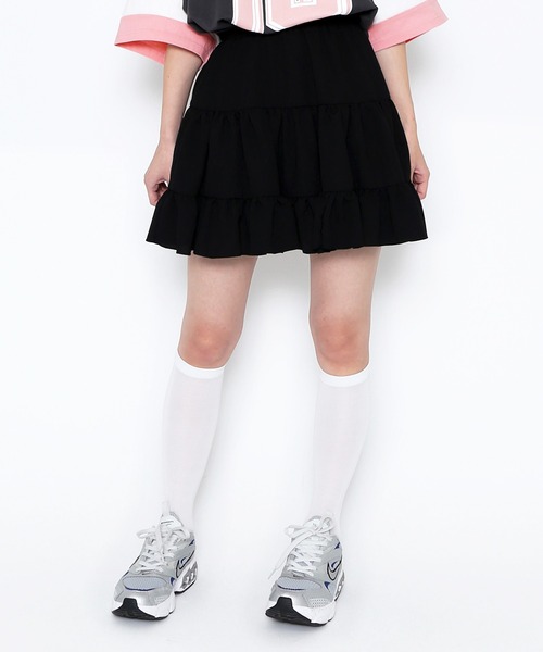 PUNYUS（プニュズ）の「ティアードミニスカート（スカート・レディース・ブラック/ホワイト・1/2/3/4）」の11枚目の写真