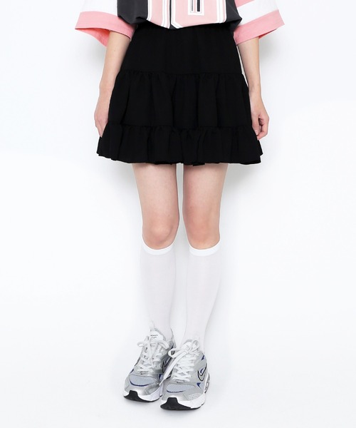 PUNYUS（プニュズ）の「ティアードミニスカート（スカート・レディース・ブラック/ホワイト・1/2/3/4）」の12枚目の写真