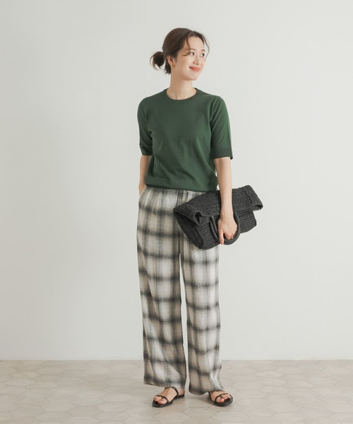 URBAN RESEARCH DOORS（アーバンリサーチドアーズ）の「『UR TECH ひやサラクール』コットンハーフスリーブKNIT（ニット/セーター・レディース・ブルー/グリーン/ベージュ/ブラック・MEDIUM）」の7枚目の写真