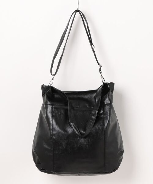 LA VORAGINE(ラ ヴォラジネ)の「A4対応大容量ショルダーバッグ 2WAY シンプルレザートートバッグ(トートバッグ・レディース・グリーン/ブラック/アイボリー・FREE)」の12枚目の写真