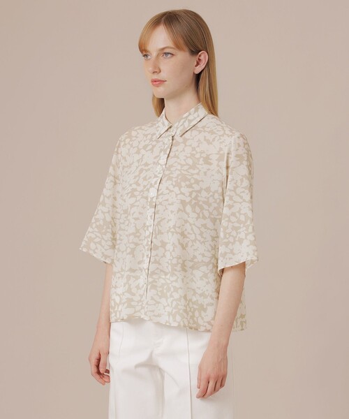 MACKINTOSH LONDON（マッキントッシュ ロンドン）の「【エクラ掲載】シルエットフラワーブラウス（シャツ/ブラウス・レディース・ベージュ/ブラック・38）」の5枚目の写真