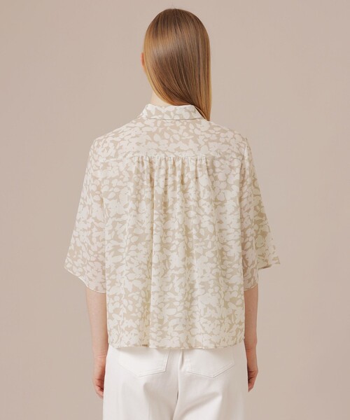 MACKINTOSH LONDON（マッキントッシュ ロンドン）の「【エクラ掲載】シルエットフラワーブラウス（シャツ/ブラウス・レディース・ベージュ/ブラック・38）」の6枚目の写真