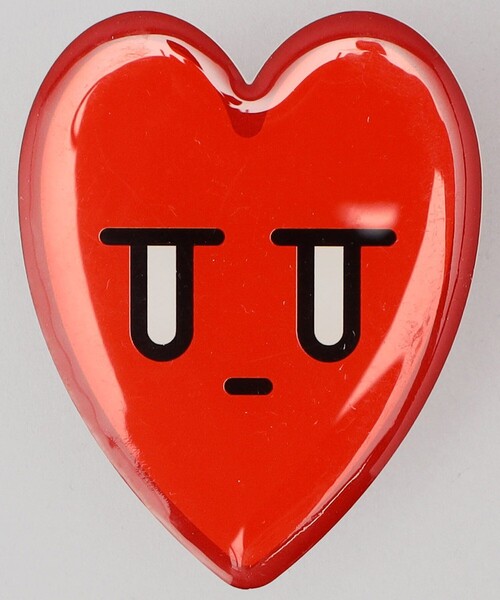 FREAK'S STORE（フリークスストア）の「Kurt Wu/カート ウー ハートロゴ Pop Sockets（その他小物・メンズ・ホワイト/レッド・ﾌﾘ-）」の2枚目の写真