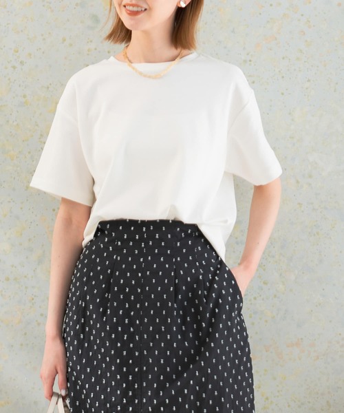 URBAN RESEARCH ROSSO WOMEN(アーバンリサーチ ロッソ)の「汗染み防止スーピマコットンTシャツ(Tシャツ/カットソー・レディース・オフホワイト/ライトベージュ/ライトグレー/ネイビー・FREE)」の5枚目の写真