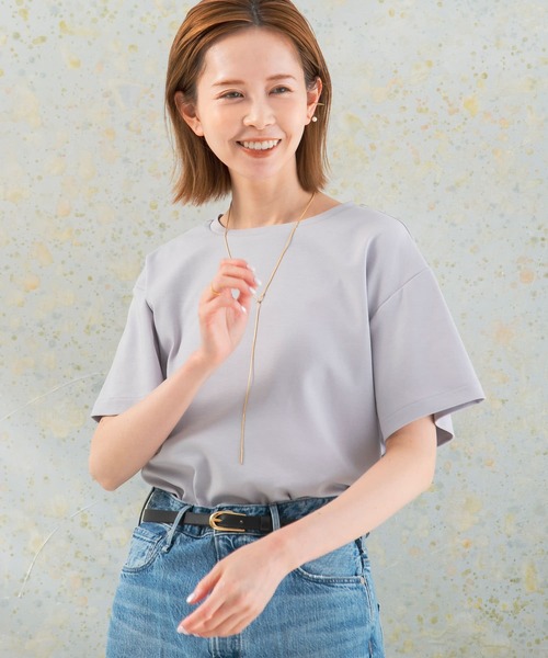 URBAN RESEARCH ROSSO WOMEN(アーバンリサーチ ロッソ)の「汗染み防止スーピマコットンTシャツ(Tシャツ/カットソー・レディース・オフホワイト/ライトベージュ/ライトグレー/ネイビー・FREE)」の14枚目の写真