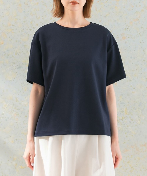 URBAN RESEARCH ROSSO WOMEN(アーバンリサーチ ロッソ)の「汗染み防止スーピマコットンTシャツ(Tシャツ/カットソー・レディース・オフホワイト/ライトベージュ/ライトグレー/ネイビー・FREE)」の16枚目の写真