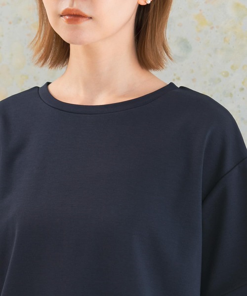 URBAN RESEARCH ROSSO WOMEN(アーバンリサーチ ロッソ)の「汗染み防止スーピマコットンTシャツ(Tシャツ/カットソー・レディース・オフホワイト/ライトベージュ/ライトグレー/ネイビー・FREE)」の19枚目の写真