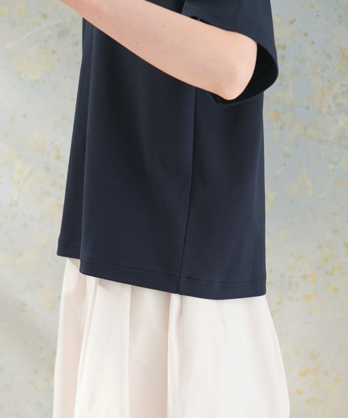 URBAN RESEARCH ROSSO WOMEN(アーバンリサーチ ロッソ)の「汗染み防止スーピマコットンTシャツ(Tシャツ/カットソー・レディース・オフホワイト/ライトベージュ/ライトグレー/ネイビー・FREE)」の22枚目の写真
