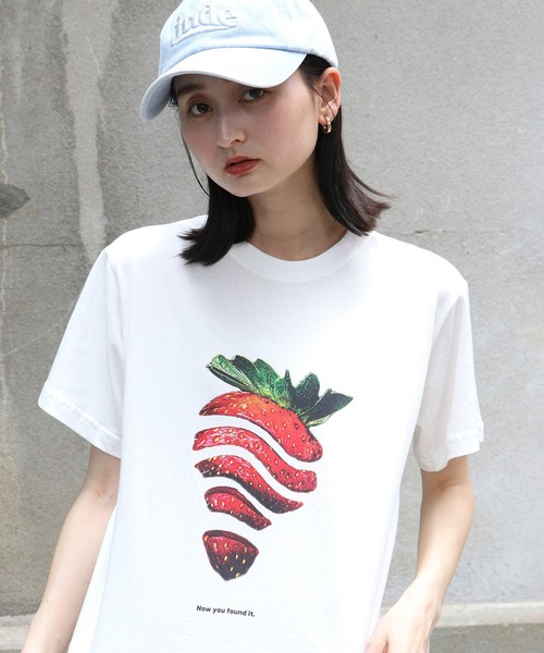 UNIT CHEST(ユニットチェスト)の「【UNIT CHEST】unique unisex T-shirt OIF designer eggs コラボT Strawberry byHARUKA YAMASAKI(Tシャツ/カットソー・メンズ・ブラック/ホワイト・L/M/S)」の12枚目の写真