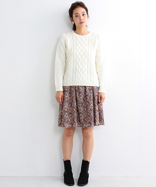 BEAMS LIGHTS Women's（ビームスライツ ウィメンズ）の「BEAMS LIGHTS / MIXケーブル柄編 プルオーバー（ニット/セーター・レディース・オフホワイト/ブラック/ライトグレー・FREE）」の4枚目の写真