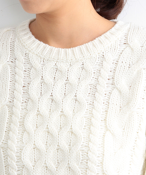 BEAMS LIGHTS Women's（ビームスライツ ウィメンズ）の「BEAMS LIGHTS / MIXケーブル柄編 プルオーバー（ニット/セーター・レディース・オフホワイト/ブラック/ライトグレー・FREE）」の9枚目の写真