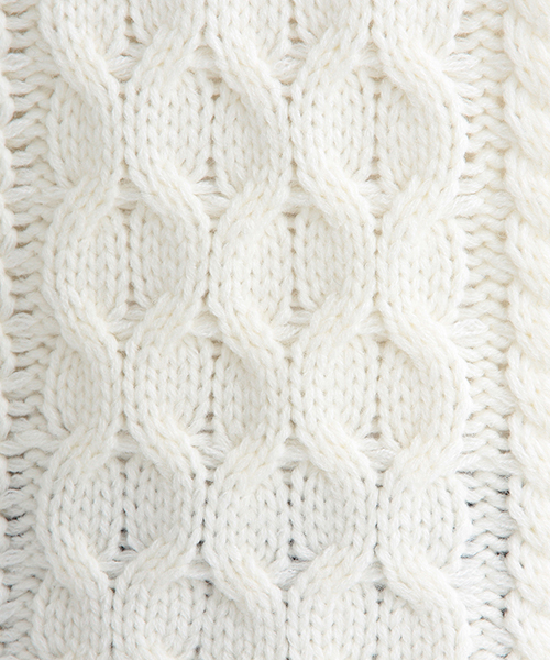 BEAMS LIGHTS Women's（ビームスライツ ウィメンズ）の「BEAMS LIGHTS / MIXケーブル柄編 プルオーバー（ニット/セーター・レディース・オフホワイト/ブラック/ライトグレー・FREE）」の10枚目の写真