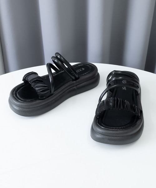 Miniministore(ミニミニストア)の「厚底サンダル ストラップサンダル 夏(サンダル・レディース・アイボリー/ブラック・25.0cm/24.5cm/24.0cm/23.5cm/23.0cm/22.5cm)」の8枚目の写真