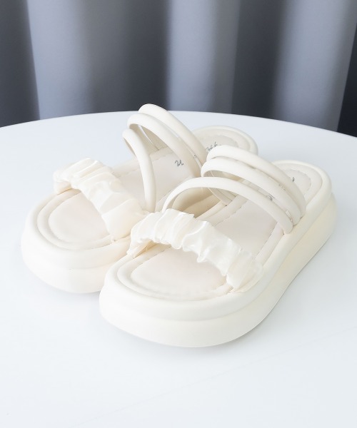 Miniministore(ミニミニストア)の「厚底サンダル ストラップサンダル 夏(サンダル・レディース・アイボリー/ブラック・25.0cm/24.5cm/24.0cm/23.5cm/23.0cm/22.5cm)」の9枚目の写真
