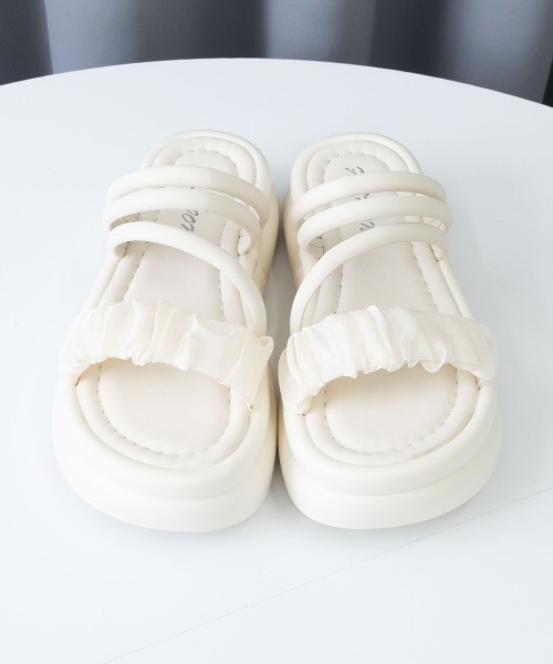 Miniministore(ミニミニストア)の「厚底サンダル ストラップサンダル 夏(サンダル・レディース・アイボリー/ブラック・25.0cm/24.5cm/24.0cm/23.5cm/23.0cm/22.5cm)」の10枚目の写真