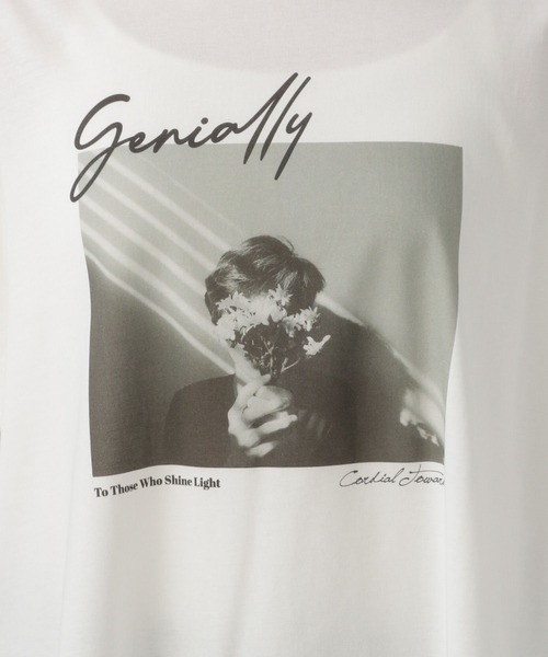 BAYFLOW（ベイフロー）の「[シワになりにくい]フォトプリントワイドＴ（Tシャツ/カットソー・レディース・オフホワイト/ピンク/グレイッシュベージュ・FREE）」の17枚目の写真