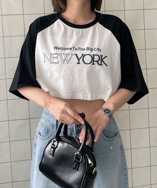 WOND(ウォンド)の「シティロゴラグランショートスリーブTシャツ(Tシャツ/カットソー・レディース・ブルー/ブラック・FREE)」の1枚目の写真