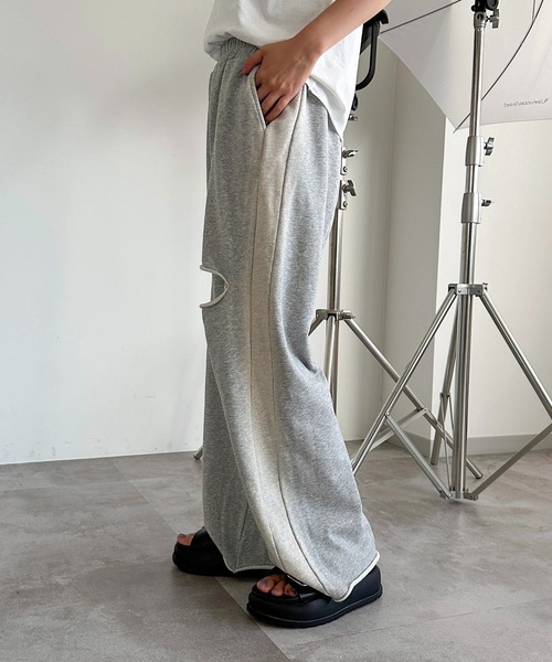 apres jour mignon(アプレジュールミニョン)の「ダメージスウェットパンツ【ZOZOTOWN限定アイテム】(スウェットパンツ・レディース・ブラック/グレー/パープル・X-LARGE/SMALL/MEDIUM)」の13枚目の写真