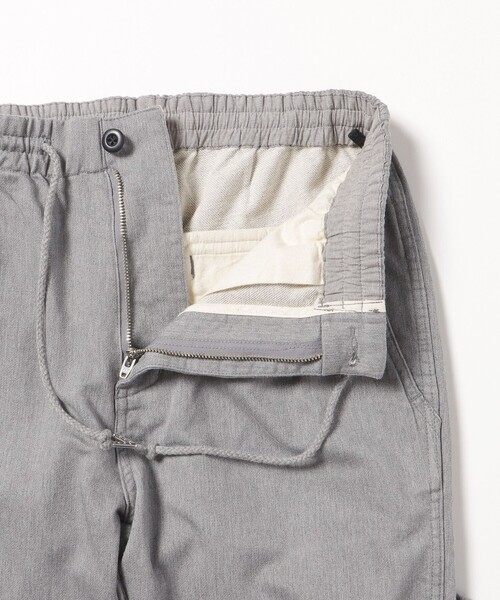 BEAMS HEART(ビームスハート)の「【ユニセックス】【4色展開】スポーティ イージーパンツ(ストレッチ)(デニムパンツ・メンズ・サックスブルー/チャコールグレー/インディゴブルー/グレー・MEDIUM/LARGE/SMALL)」の18枚目の写真