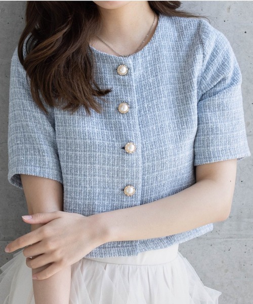 clear（クリア）の「ビジューボタンサマーツイード半袖ジャケット[オフィスカジュアル 着回し抜群 大人]≪再入荷≫（カーディガン/ボレロ・レディース・サックスブルー/ピンク/アイボリー・F）」の3枚目の写真