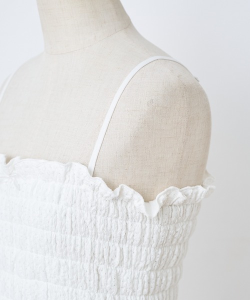 one after another NICE CLAUP（ワンアフターアナザーナイスクラップ）の「シャーリングビスチェ（キャミソール・レディース・オフホワイト/ブラック/ホワイト系その他/ブラウン・FREE）」の18枚目の写真