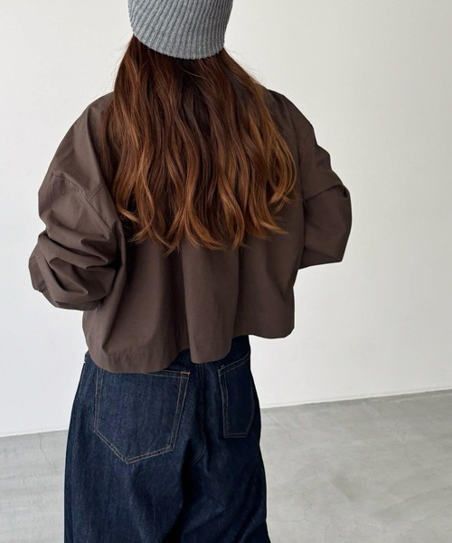 CANAL JEAN(キャナルジーン)の「El mar コットンポケットクロップドシャツ(シャツ/ブラウス・レディース・ブルー/ホワイト/ブラウン・ONE SIZE)」の22枚目の写真