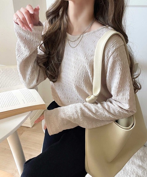 classicalelf（クラシカルエルフ）の「今日のシーンにもぴったりフィット。クルーネックジャガードプルオーバー（長袖）（Tシャツ/カットソー・レディース・モカ/ブラック/グレイッシュベージュ/アイボリー/ベージュ/ダークグレー/イエロー・LARGE/MEDIUM/SMALL/X-LARGE）」の20枚目の写真