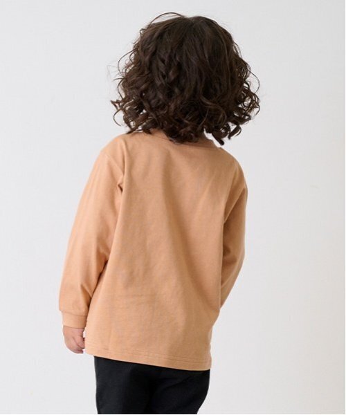 petit main（プティマイン）の「【プティプラ】BOYS長袖Tシャツ（Tシャツ/カットソー・キッズ・オフホワイト/ブルー/ライトグリーン/レッド/ネイビー/ブラック×ホワイト/エメラルド/マルチ/トップグレー/ライトベージュ・80ｃｍ/90cm/100cm/110cm/120cm/130cm）」の11枚目の写真