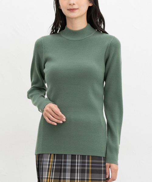 Honeys（ハニーズ）の「袖口金釦リブニット（ニット/セーター・レディース・レッド/グリーン/ブラック×ベージュ/アイボリー/ブラック/ホワイト×ブラック/杢グレー・S/M/L/LL）」の16枚目の写真