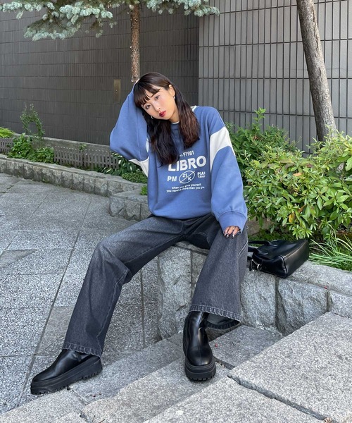 Chillfar(チルファー)の「デザイン切り替えスウェットトレーナー(スウェット・レディース・ネイビー/オートミール/杢グレー/ブルー・FREE)」の7枚目の写真