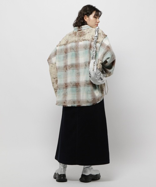 niko and...(ニコアンド)の「キャラメルパッチZIPスカート(スカート・レディース・カーキ/ネイビー/ライトグレー・MEDIUM/LARGE)」の7枚目の写真