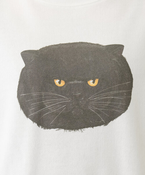 natural couture(ナチュラルクチュール)の「ジト目ねこちゃん裏毛プルオーバー(Tシャツ/カットソー・レディース・オフホワイト/チャコールグレー・FREE)」の21枚目の写真