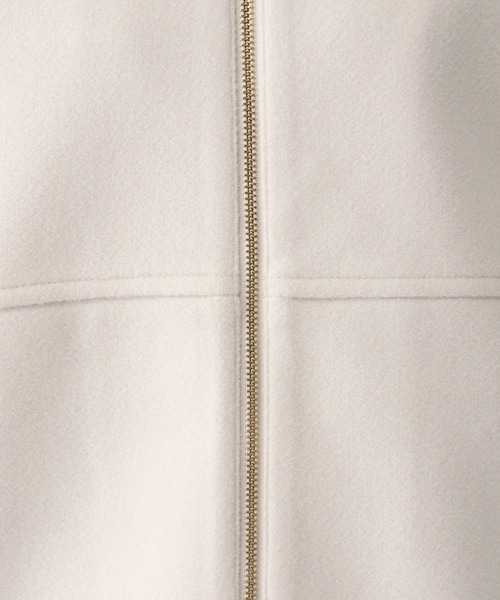 【極美品】ナラカミーチェ 定価3.6万 麻調ペールカラー ノーカラージャケット2 GLOBAL WORK（グローバルワーク）の「軽やかストレッチミドルコート