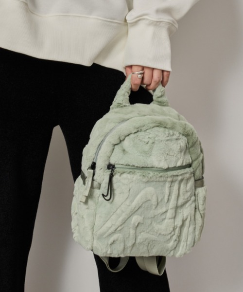 NIKE☆フューチュラ フェイクファー ミニ バックパック (6L) Nike Sportswear Futura Faux Fur Mini Backpack (6L). Nike ID