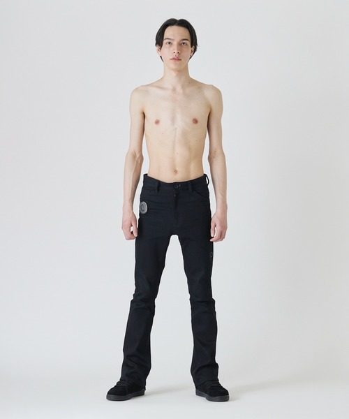 DIET BUTCHER（ダイエットブッチャー）の「DIET BUTCHER/ダイエットブッチャー Flared skinny denim pants フレアスキニーデニム（デニムパンツ・メンズ・ブラック系その他/ブラック/インディゴブルー・1/3/2）」の2枚目の写真
