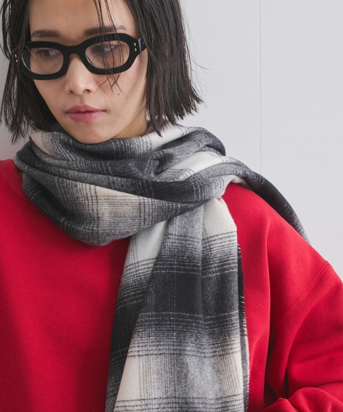 VICKY（ビッキー）の「オンブレーチェックフリンジストール（ストール/ショール・レディース・ブラック系その他/レッド系その他・FREE）」の9枚目の写真