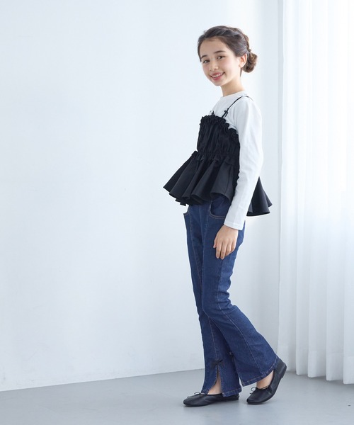 coca（coca）（コカ）の「キッズ　裾リボンフレアデニムパンツ（デニムパンツ・キッズ・ネイビー/ブラック・150/140/130/120）」の12枚目の写真
