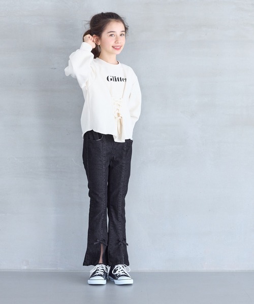 coca（coca）（コカ）の「キッズ　裾リボンフレアデニムパンツ（デニムパンツ・キッズ・ネイビー/ブラック・150/140/130/120）」の18枚目の写真